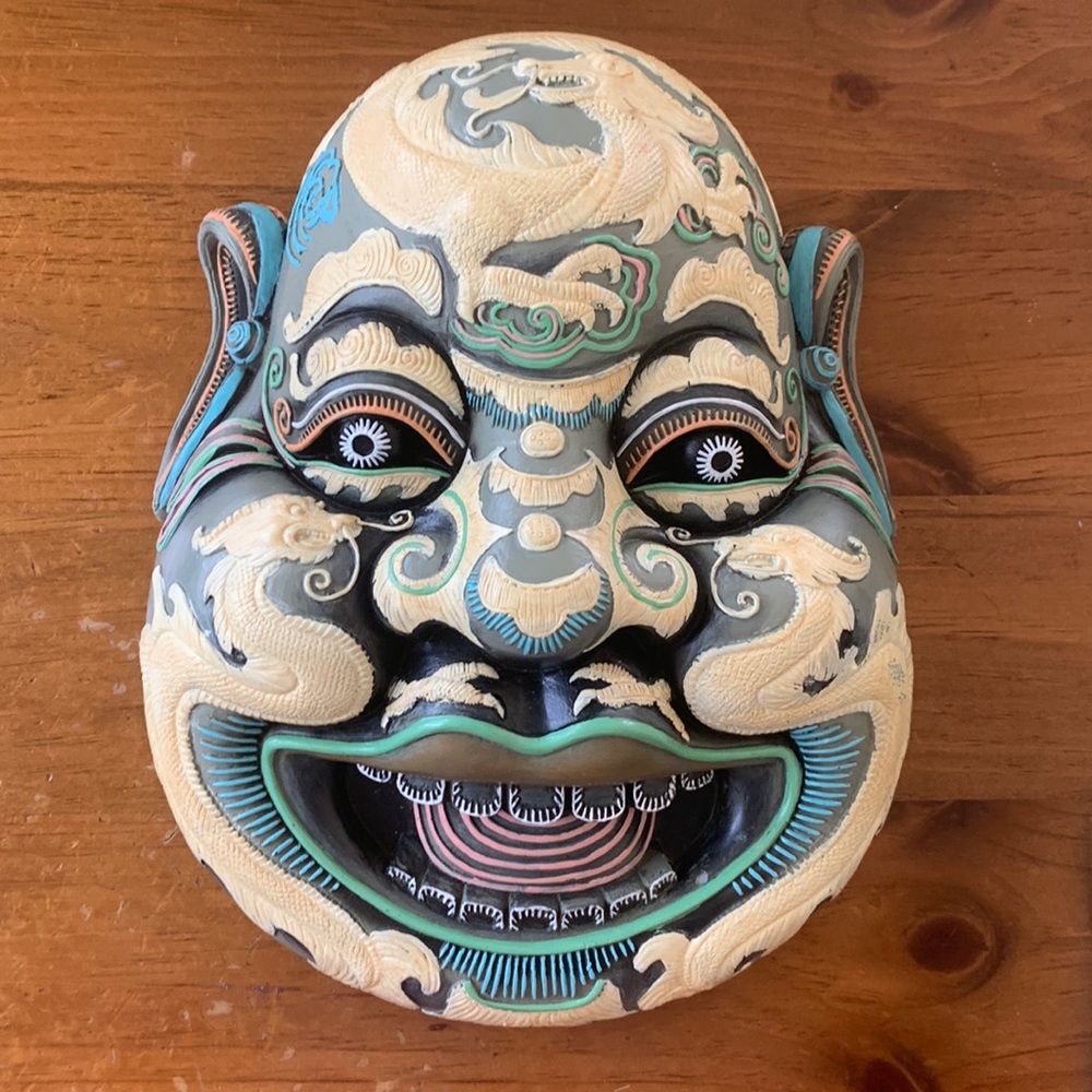 Wei Chi Gong Sculpture Decor
